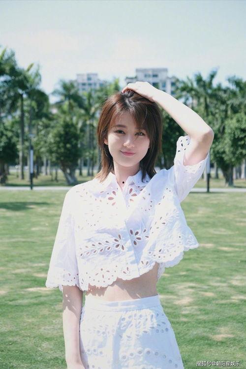 娱乐吃瓜酱傲娇美,傲娇美少女的娱乐吃瓜日常