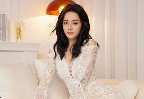 娱乐圈吃瓜热巴是谁呀,热巴的瓜田奇遇记