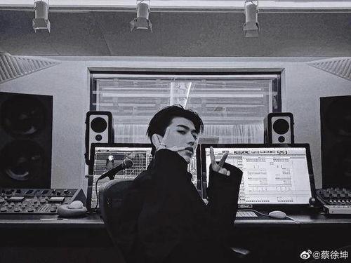 吃瓜娱乐蔡徐坤视频