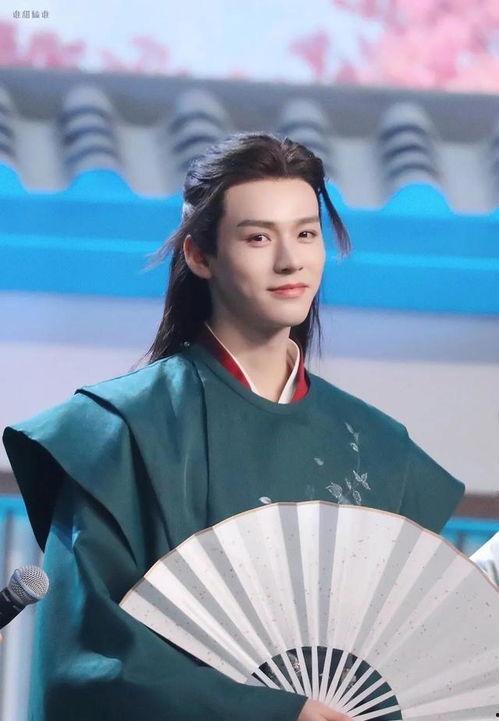 一线吃瓜娱乐圈谁是攻,揭秘一线明星的攻与受